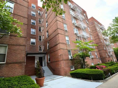 apt-2j-501 Riverdale Ave, Yonkers, NY, 10705-3593 | Card Image
