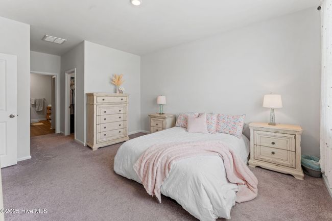 1120 Burled Oak Ridge Loop Se, House other with 3 bedrooms, 2 bathrooms and 2 parking in Bolivia NC | Image 16