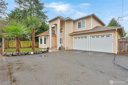 b-11107 Se 162nd Street, Renton, WA, 98055 | Card Image
