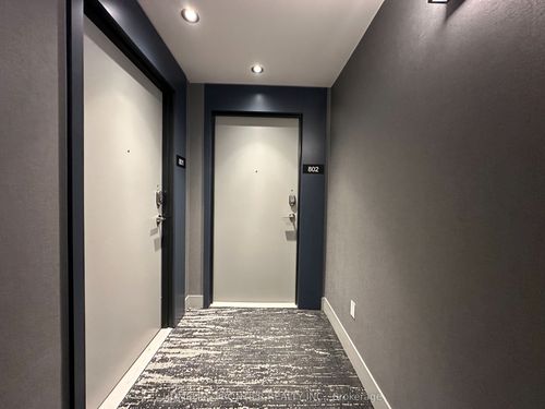 b802-50 Upper Mall Way, Vaughan, ON, L4J0L7 | Card Image