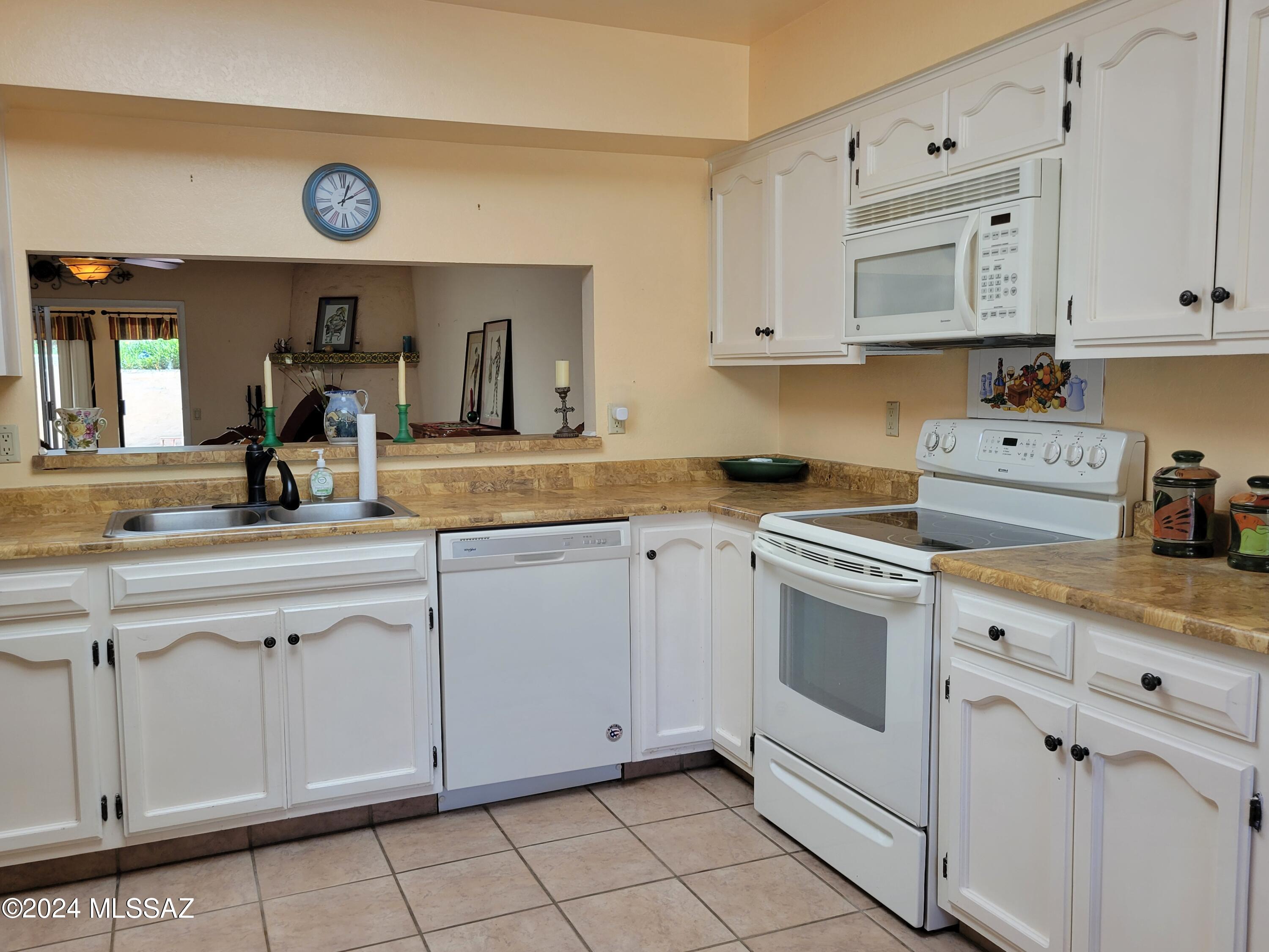 Calle Del Regalo , Green Valley, AZ 85614 #1