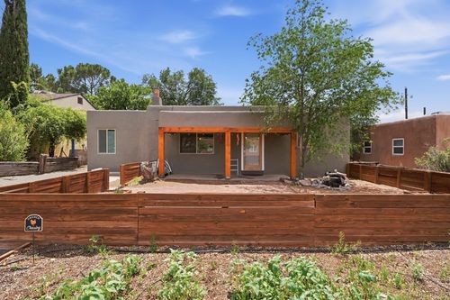 2726 Santa Clara Ave Se, Albuquerque, NM, 87106-3041 | Card Image