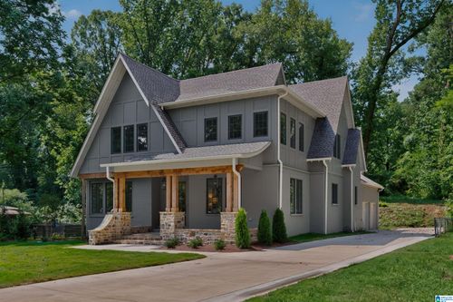 3840 Cromwell Dr, Mountain Brk, AL, 35243-5513 | Card Image