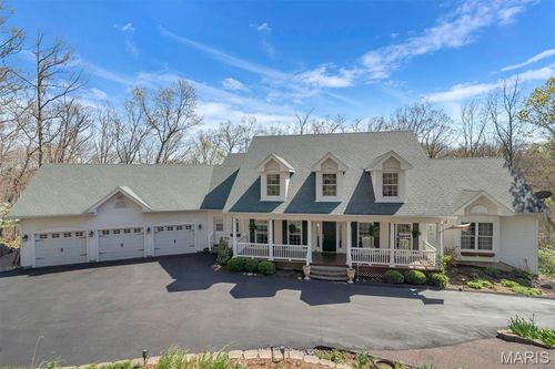 19305 Dogwood Valley Ct, Wildwood, MO, 63038-1168 | Card Image