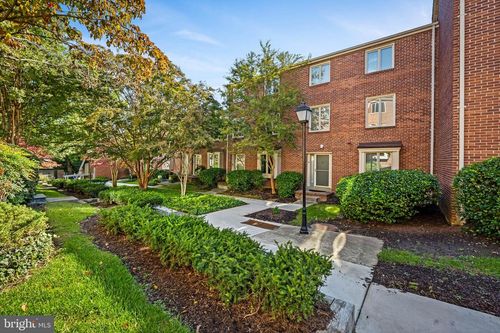 254 Waxter Way, BALTIMORE, MD, 21217-4141 | Card Image