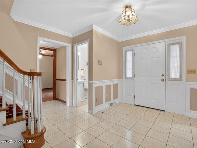 3077 New Williamsburg Dr, House other with 4 bedrooms, 4 bathrooms and 6 parking in Schenectady NY | Image 7