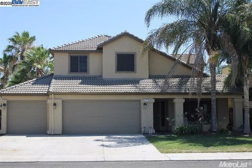 4516 Old Mill Ct, Salida, CA, 95368-8016 | Card Image