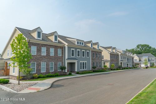 71 Cambridge Way, Colonie, NY, 12110 | Card Image