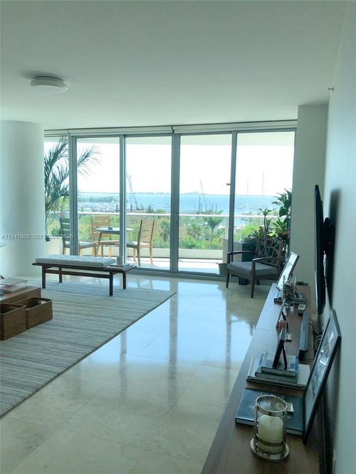 apt-701-2627 S Bayshore Dr, Miami, FL, 33133-5439 | Card Image