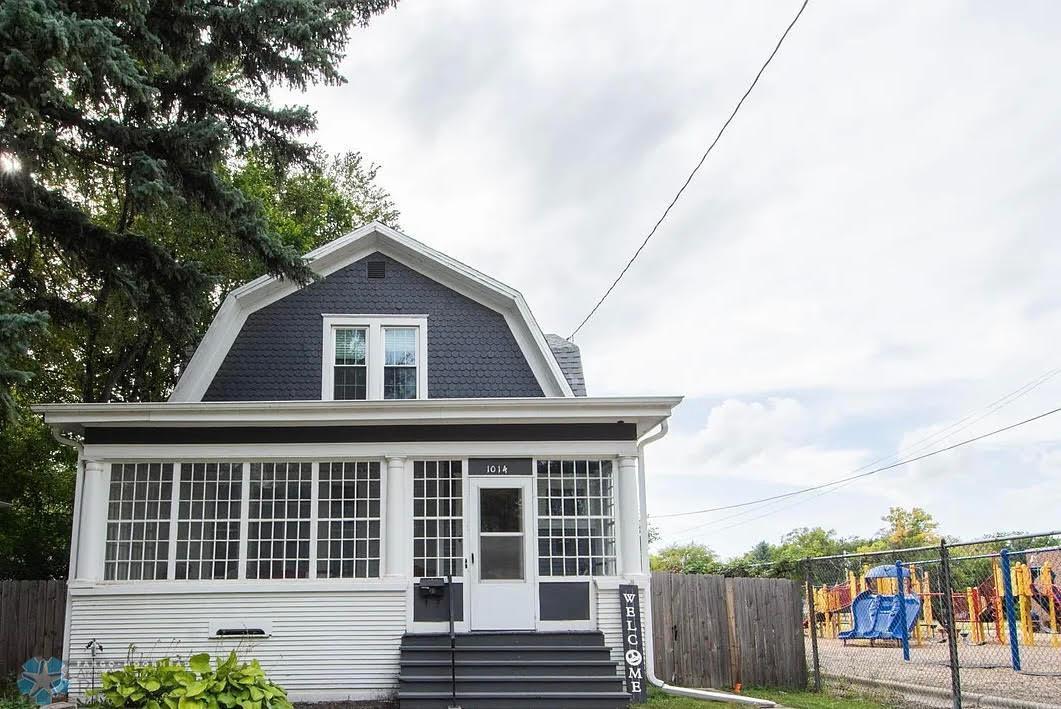 10th St, Fargo, ND 58102