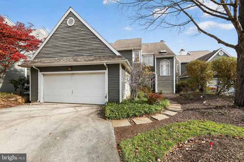 31 Horseshoe Ln, NEWTOWN SQUARE, PA, 19073-2924 | Card Image