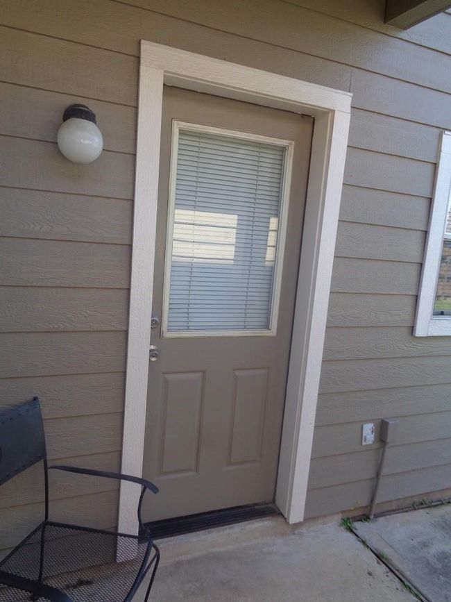 2011 Rustling Trees Way, Townhouse with 2 bedrooms, 2 bathrooms and 2 parking in Spring TX | Image 15