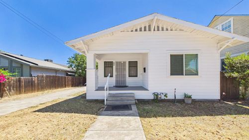 124 E Anderson St, Stockton, CA, 95206-1304 | Card Image