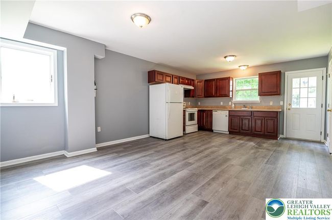 B - 1849 Auburn St, House other with 3 bedrooms, 3 bathrooms and null parking in BETHLEHEM PA | Image 6
