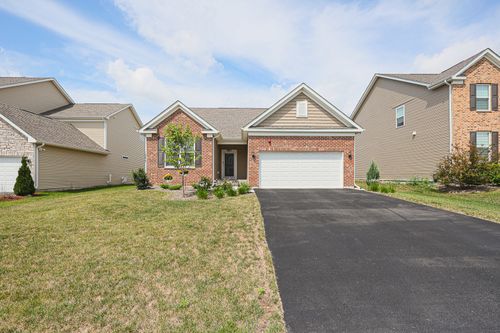 580 N Highlander Way, Addison, IL, 60101-3373 | Card Image