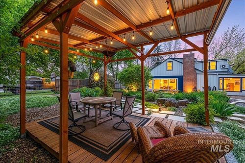 3301 N 32nd St, Boise, ID, 83703-4947 | Card Image