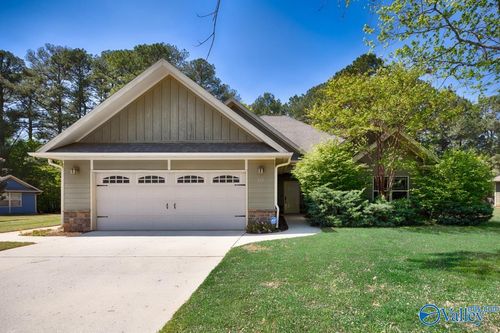 112 Summershade Ct, Harvest, AL, 35749-2001 | Card Image