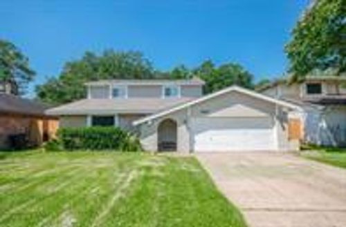 16418 Blackhawk Blvd, Friendswood, TX, 77546-3121 | Card Image