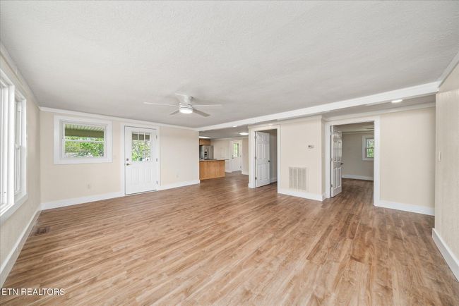 Living Room | Image 9