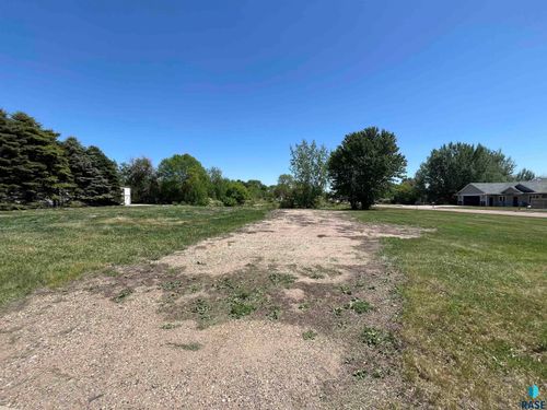 500 Heritage Pkwy, Tea, SD, 57064 | Card Image