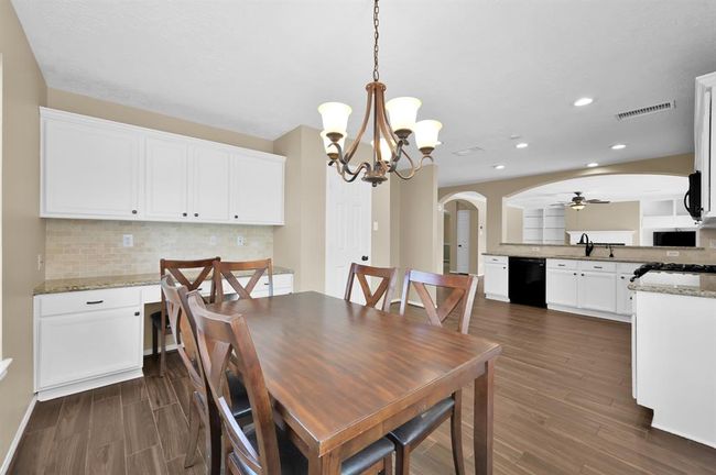 KITCHEN | Image 17