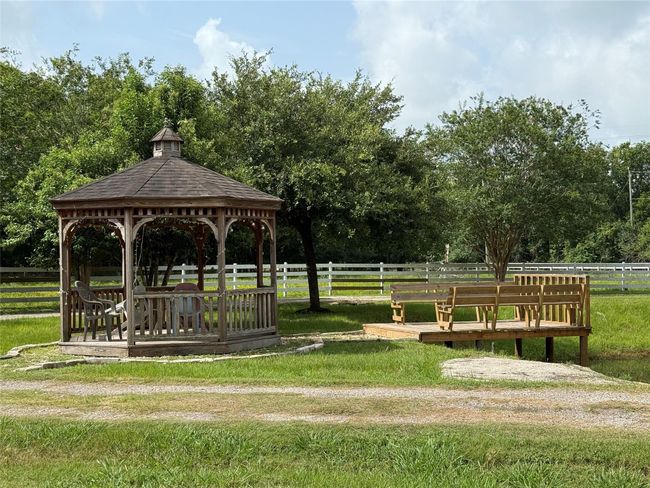 1166 Manak Rd, House other with 3 bedrooms, 3 bathrooms and 3 parking in Sealy TX | Image 6