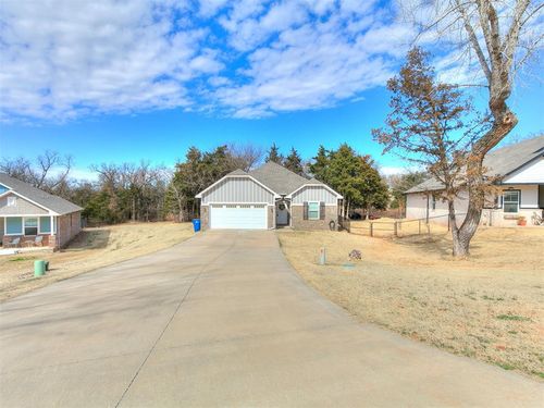 4305 Timberwolf Way, Edmond, OK, 73034 | Card Image