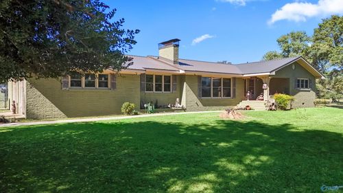 2221 Mountain Dr, Boaz, AL, 35956-6208 | Card Image