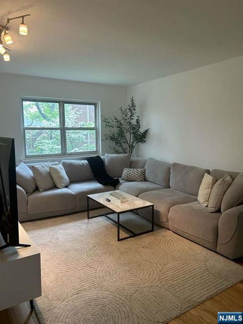 1480 Terrace, Teaneck, NJ, 07666 | Card Image