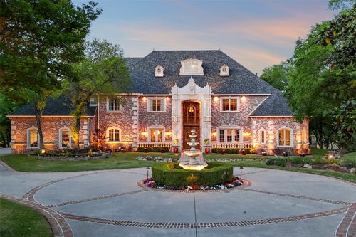 1704 Noble Way, Flower Mound, TX, 75022-8109 | Card Image