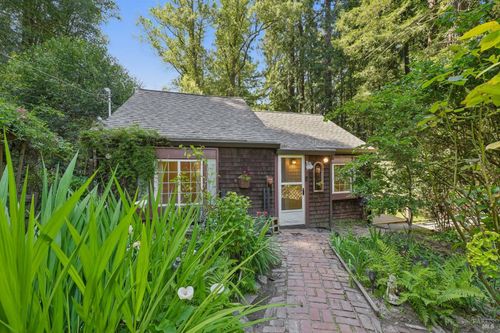 189 Wagnon Road, Sebastopol, CA, 95472 | Card Image
