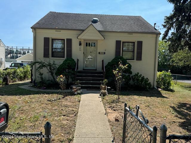 Netherland Ave, Staten Island, NY 10303