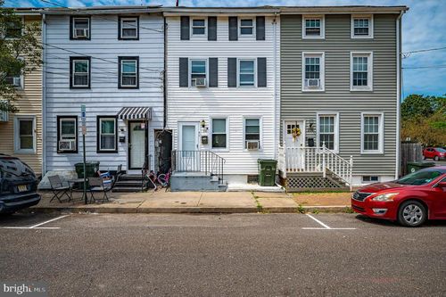 210 Saint Mary St, BURLINGTON, NJ, 08016-1713 | Card Image