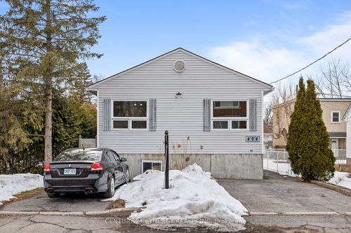 404 Dieppe St, Vanier, ON, K1L6V4 | Card Image