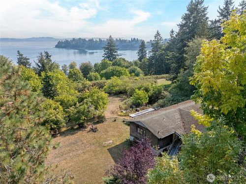 821 153rd Ave Sw, Lakebay, WA, 98349-9677 | Card Image