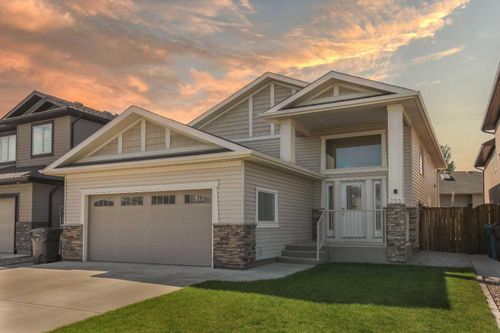 223 Gateway Manor S, Lethbridge, AB, T1K5S1 | Card Image