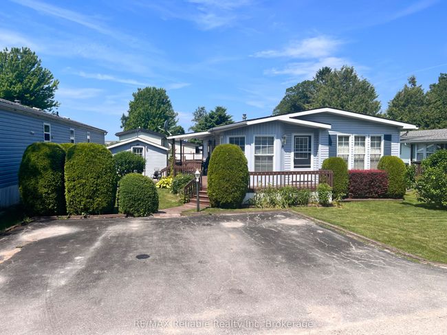 49 Cherokee Lane, Home with 2 bedrooms, 1 bathrooms and 2 parking in Goderich ON | Image 8