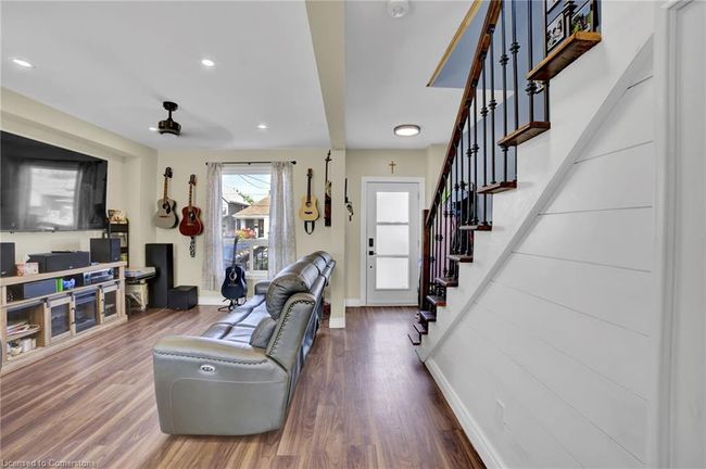 6 Frederick Ave, House other with 3 bedrooms, 2 bathrooms and 2 parking in Hamilton ON | Image 8