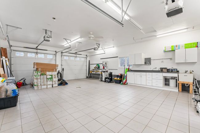 Inside Workshop 2nd Garage | Image 35
