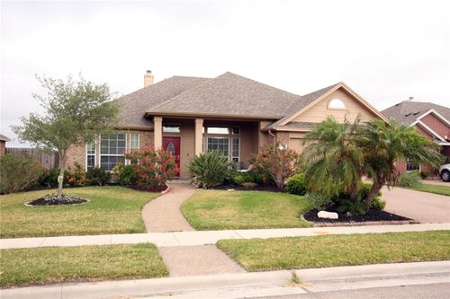 7521 Cannes Dr, Corpus Christi, TX, 78414-6257 | Card Image