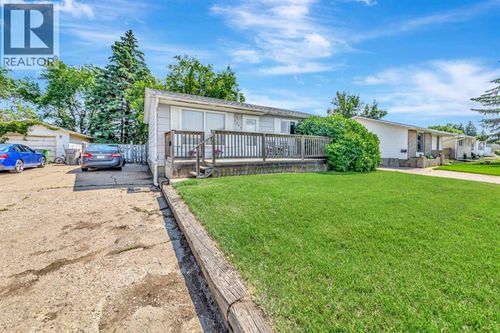 3009 49 Ave, Lloydminster, SK, S9V1C7 | Card Image