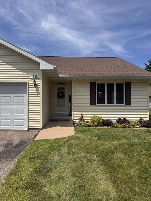 938 Mead Drive, WAUPACA, WI, 54981 | Card Image
