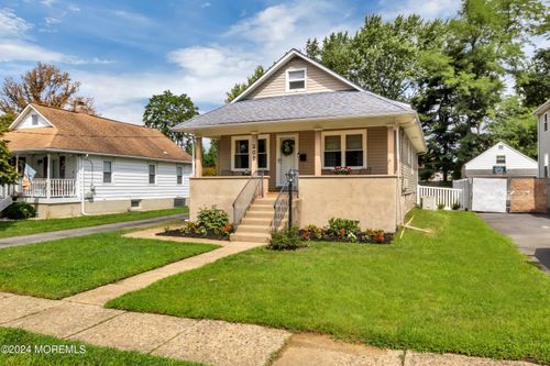 209 E Linwood Ave, MAPLE SHADE, NJ, 08052-2507 | Card Image