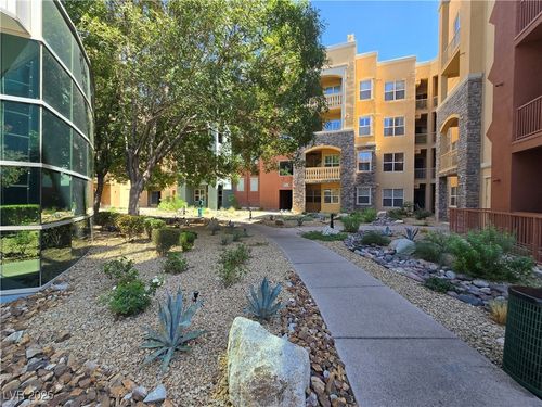 302-32 E Serene Ave, Las Vegas, NV, 89123-3772 | Card Image