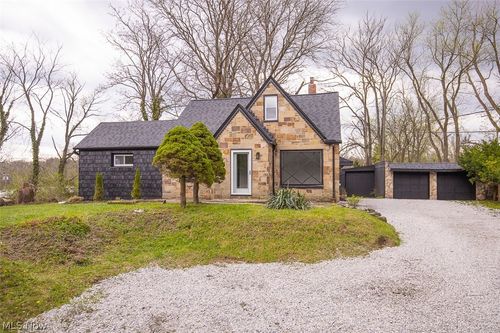 332 Solon Road, Bedford, OH, 44146 | Card Image