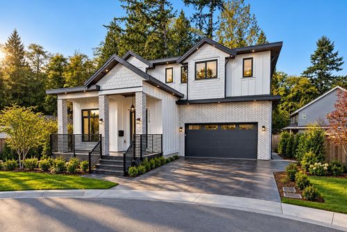 13919 64a Avenue, Surrey, BC, V3W1Y7 | Card Image