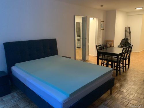 apt-2l-321 E 48th St, New York, NY, 10017-1731 | Card Image