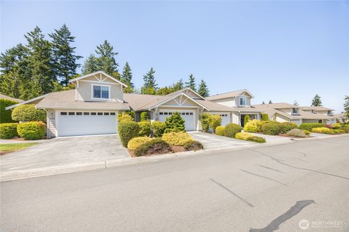 110 Jennies Blvd, Sequim, WA, 98382-4204 | Card Image