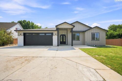 7119 W 6th Ave, Kennewick, WA, 99336-9601 | Card Image