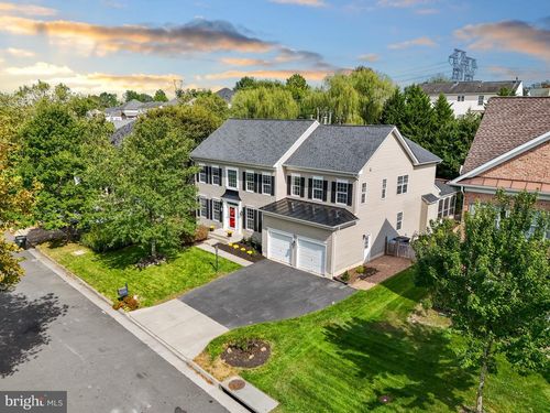 9709 Kinloss Mews, Bristow, VA, 20136-2718 | Card Image